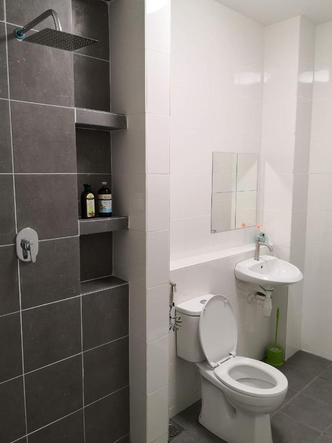 Sparkling Clean Homestay @ Kota Kemuning - Rimbayu Teluk Panglima Garang Ngoại thất bức ảnh